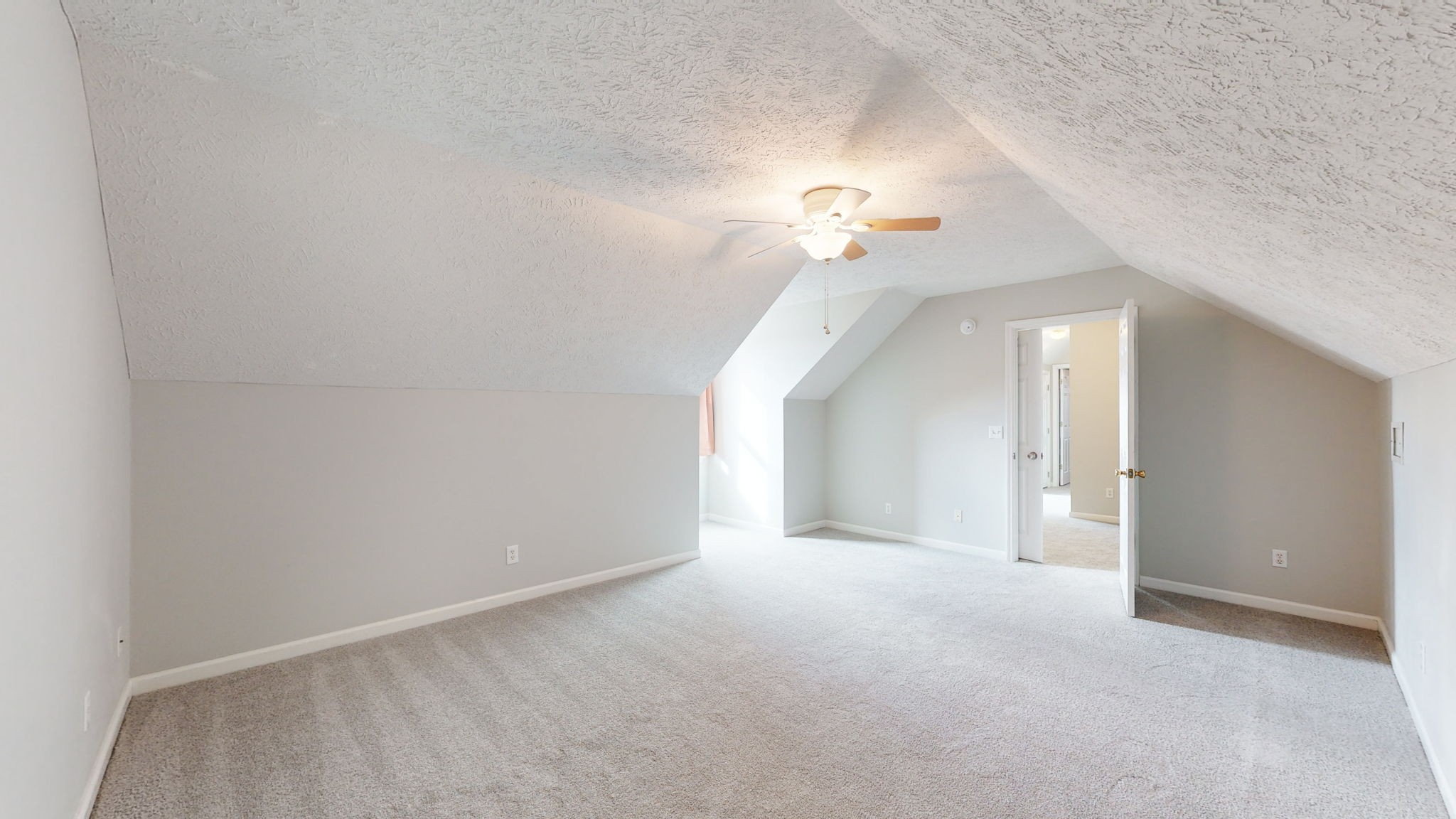 230 Sky Harbor Dr Property Photo 28