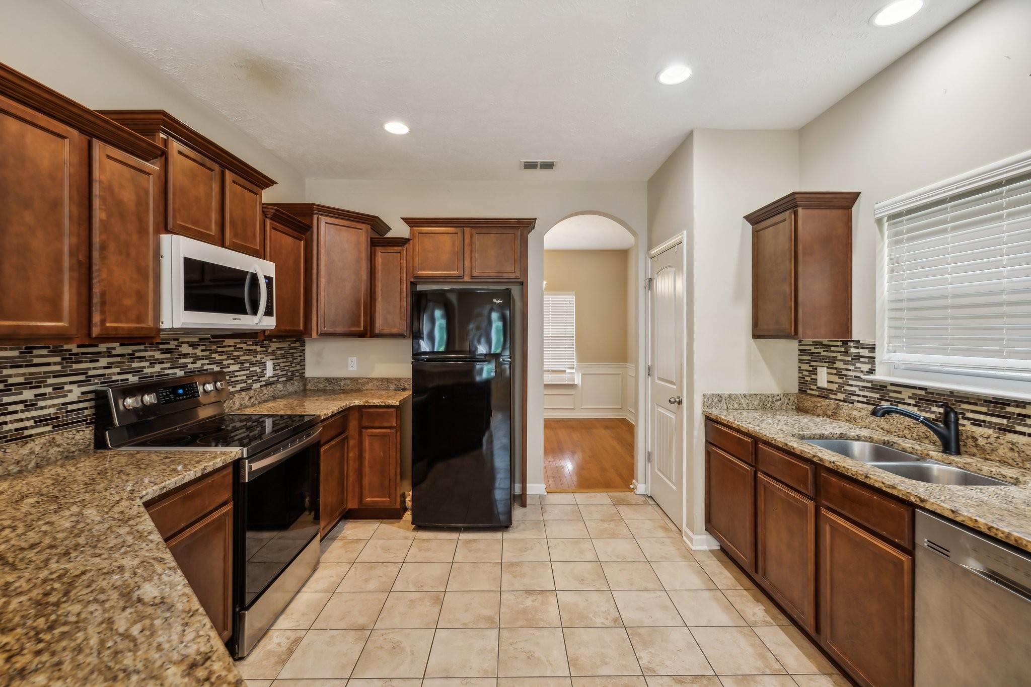 3516 Oval Hesson Ln Property Photo 9
