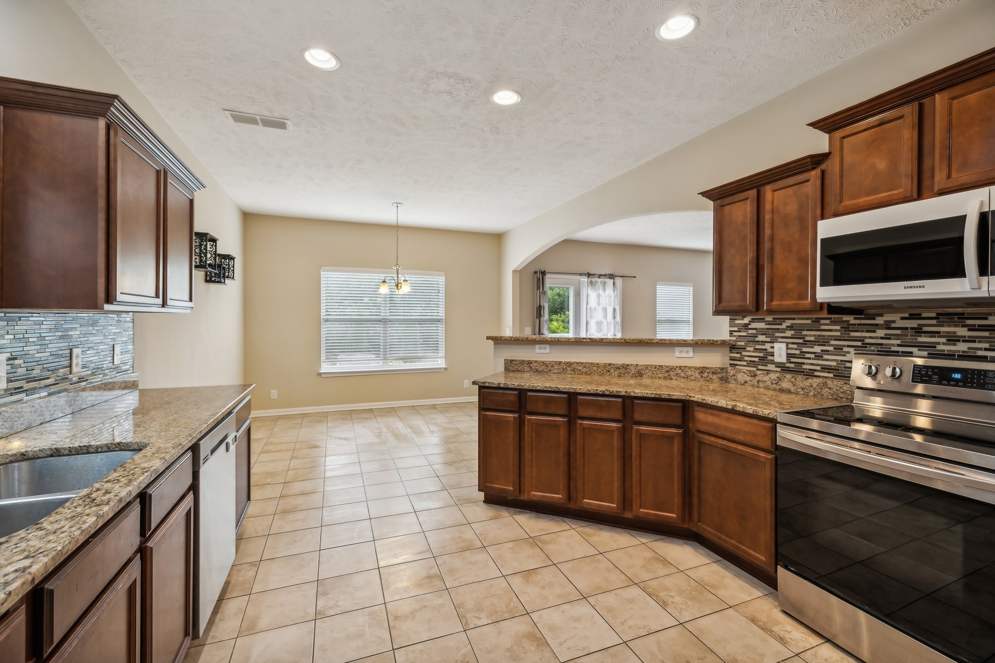 3516 Oval Hesson Ln Property Photo 10