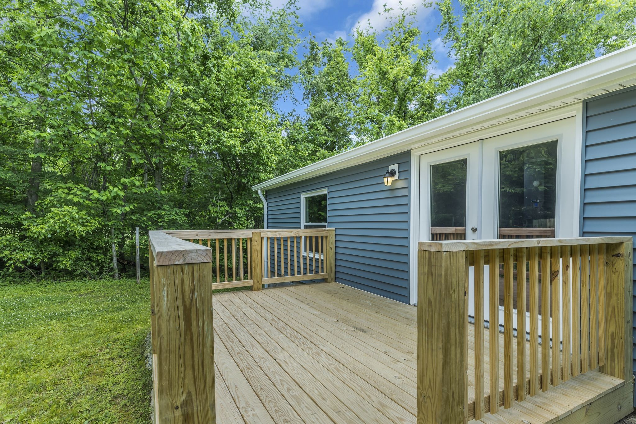 1114 John Shores Rd Property Photo 18
