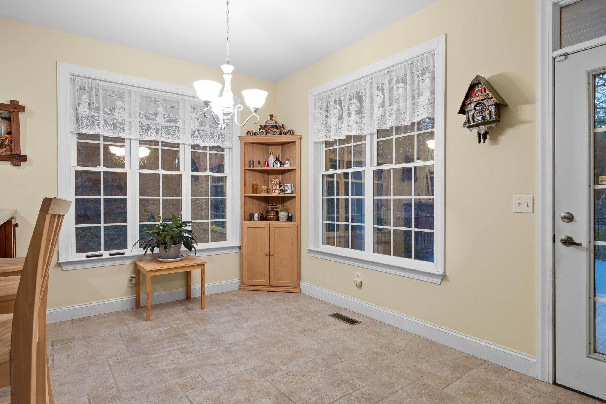 8710 Hidden Branches Road Property Photo 16