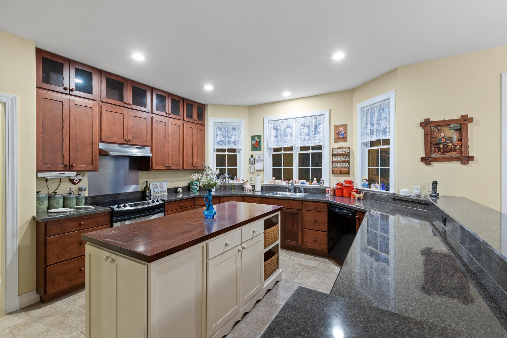 8710 Hidden Branches Road Property Photo 18