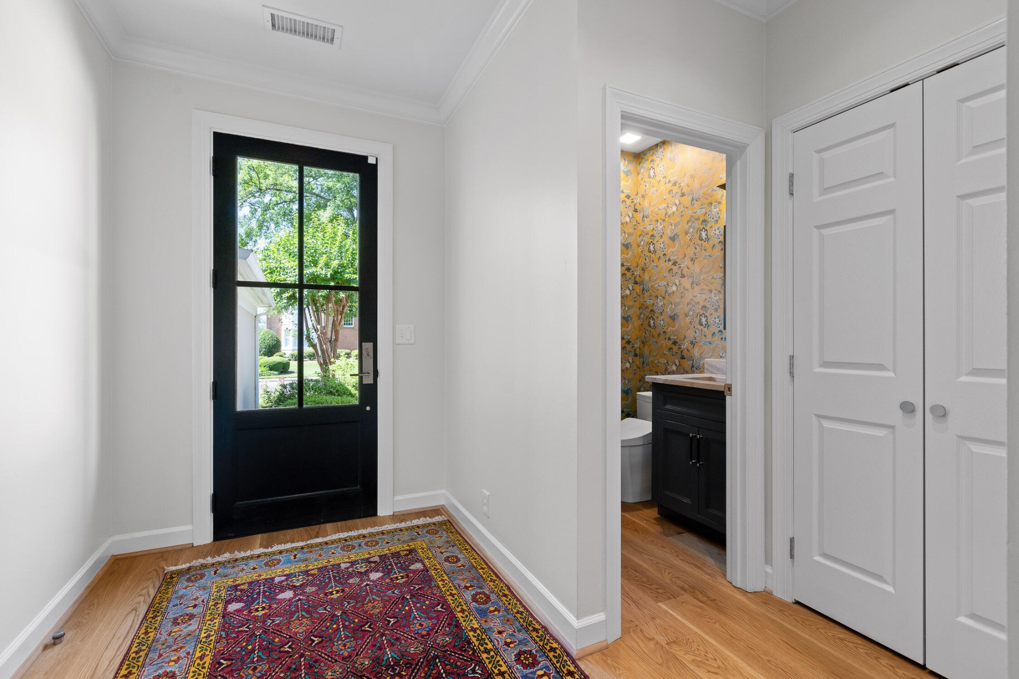 1091 Constitution Drive Property Photo 6