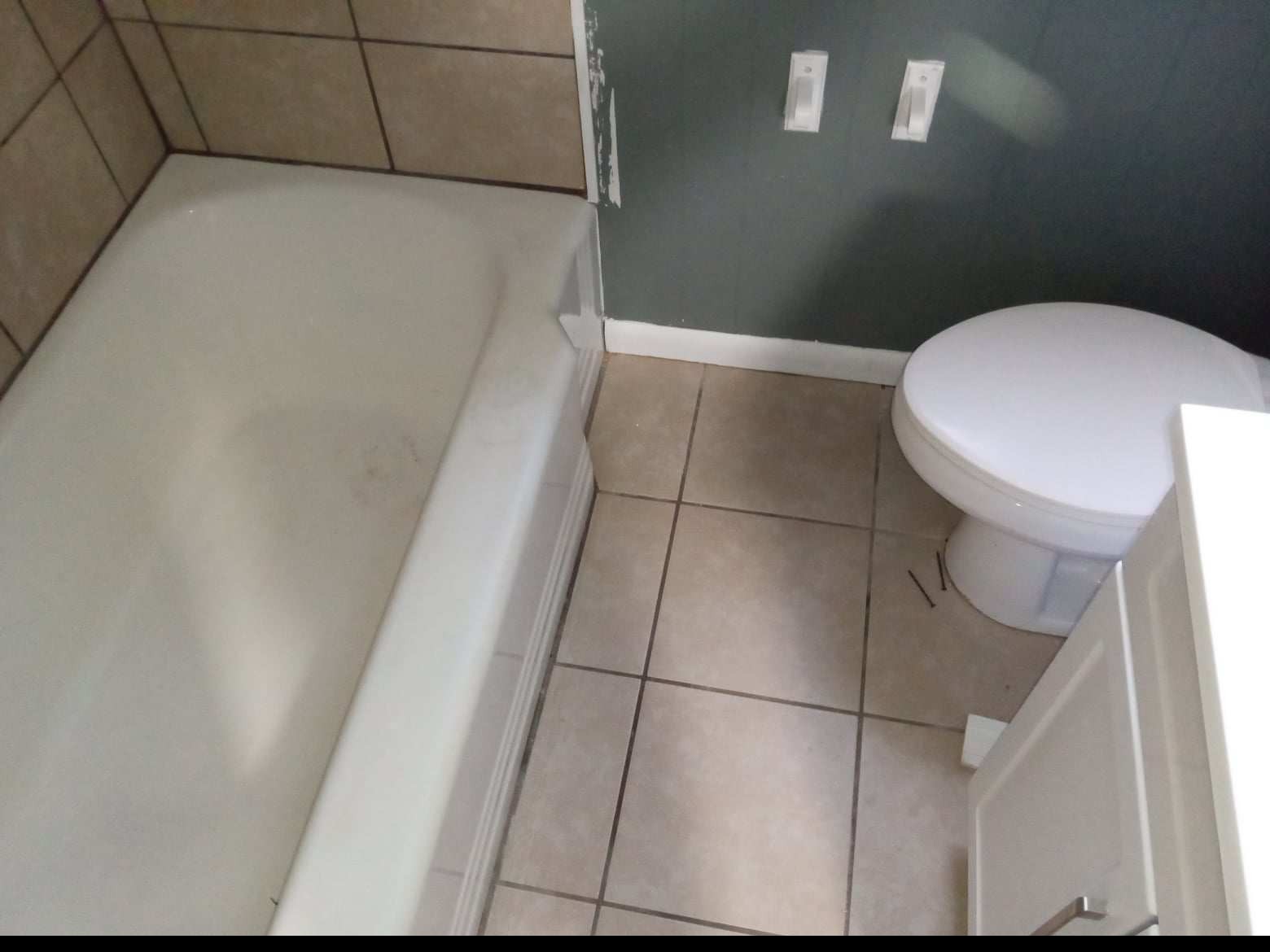 27 W 51st St Property Photo 2