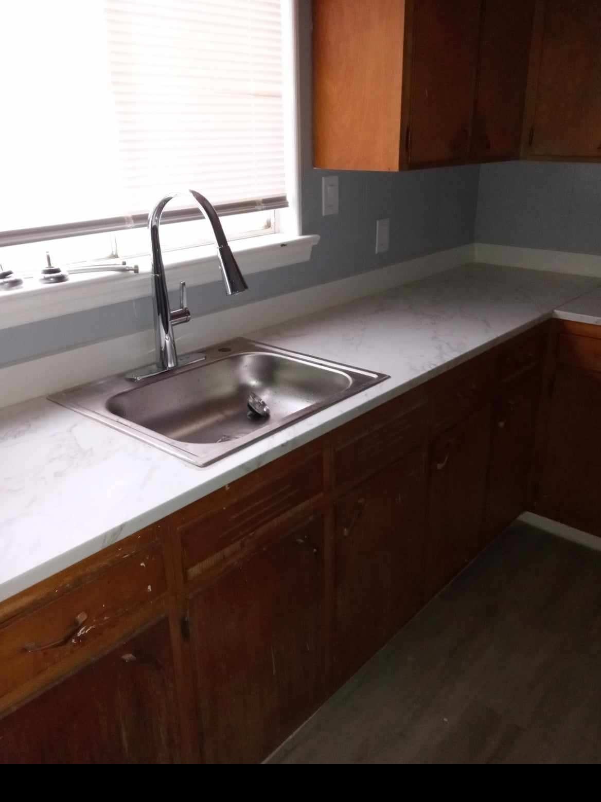27 W 51st St Property Photo 3