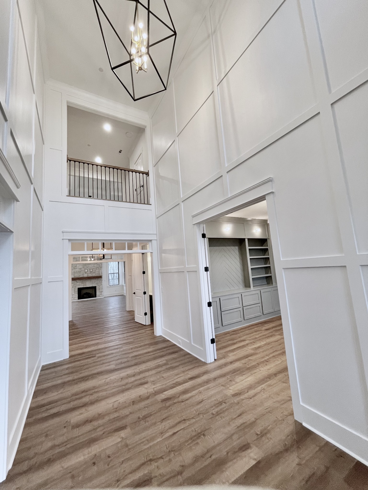 1752 White Hart Lane Property Photo 13