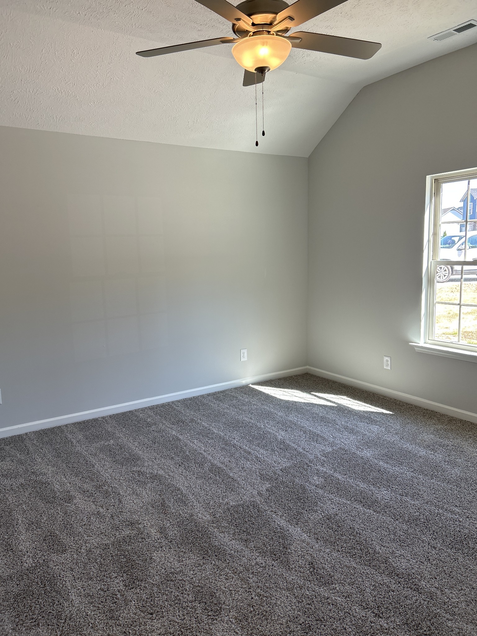 199 Timber Circle Property Photo 4