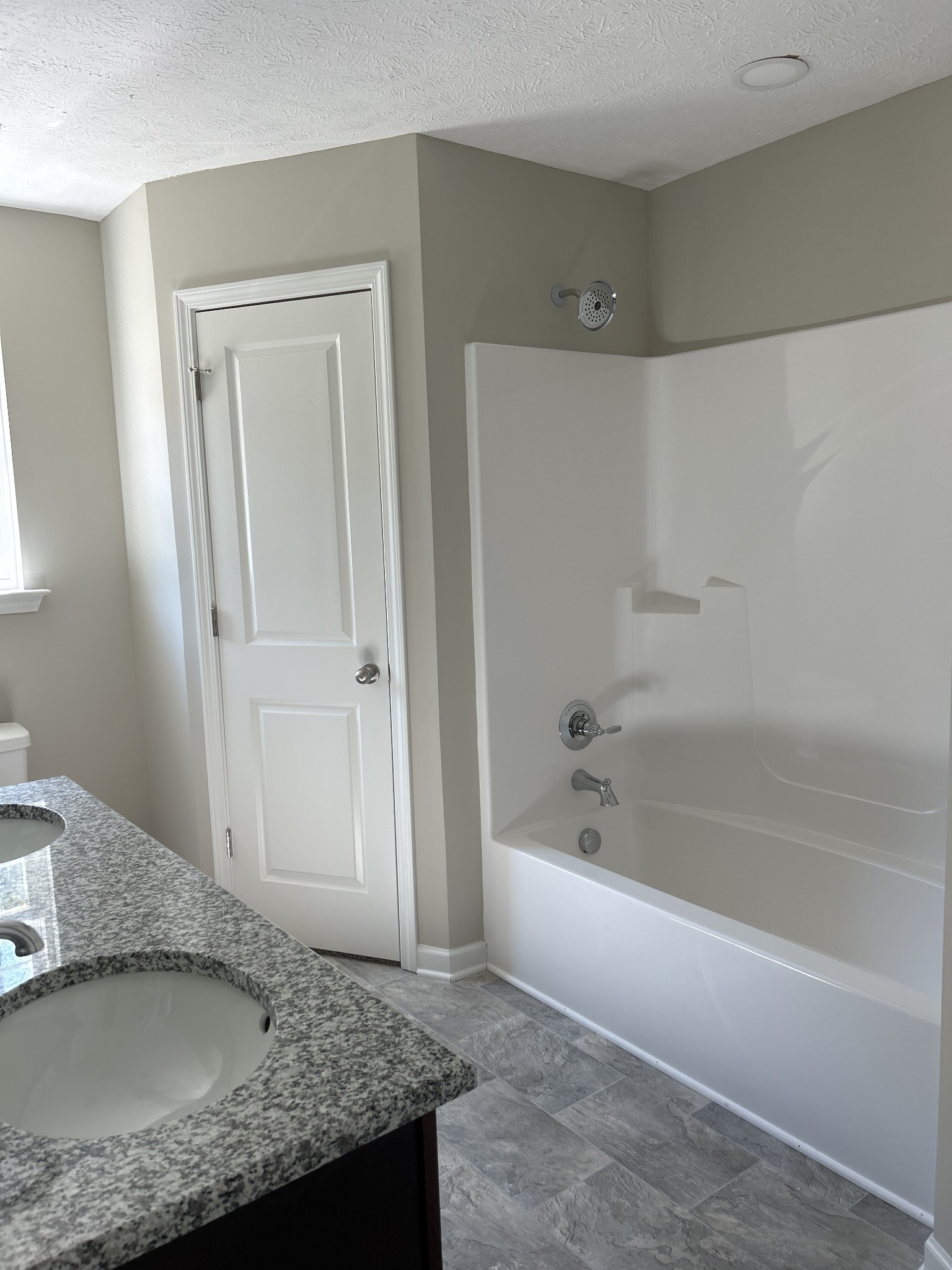 189 Timber Circle Property Photo 5