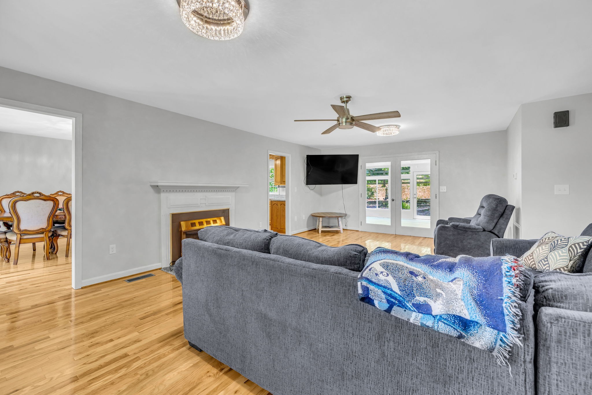 3413 Foster Chapel Rd Property Photo 17