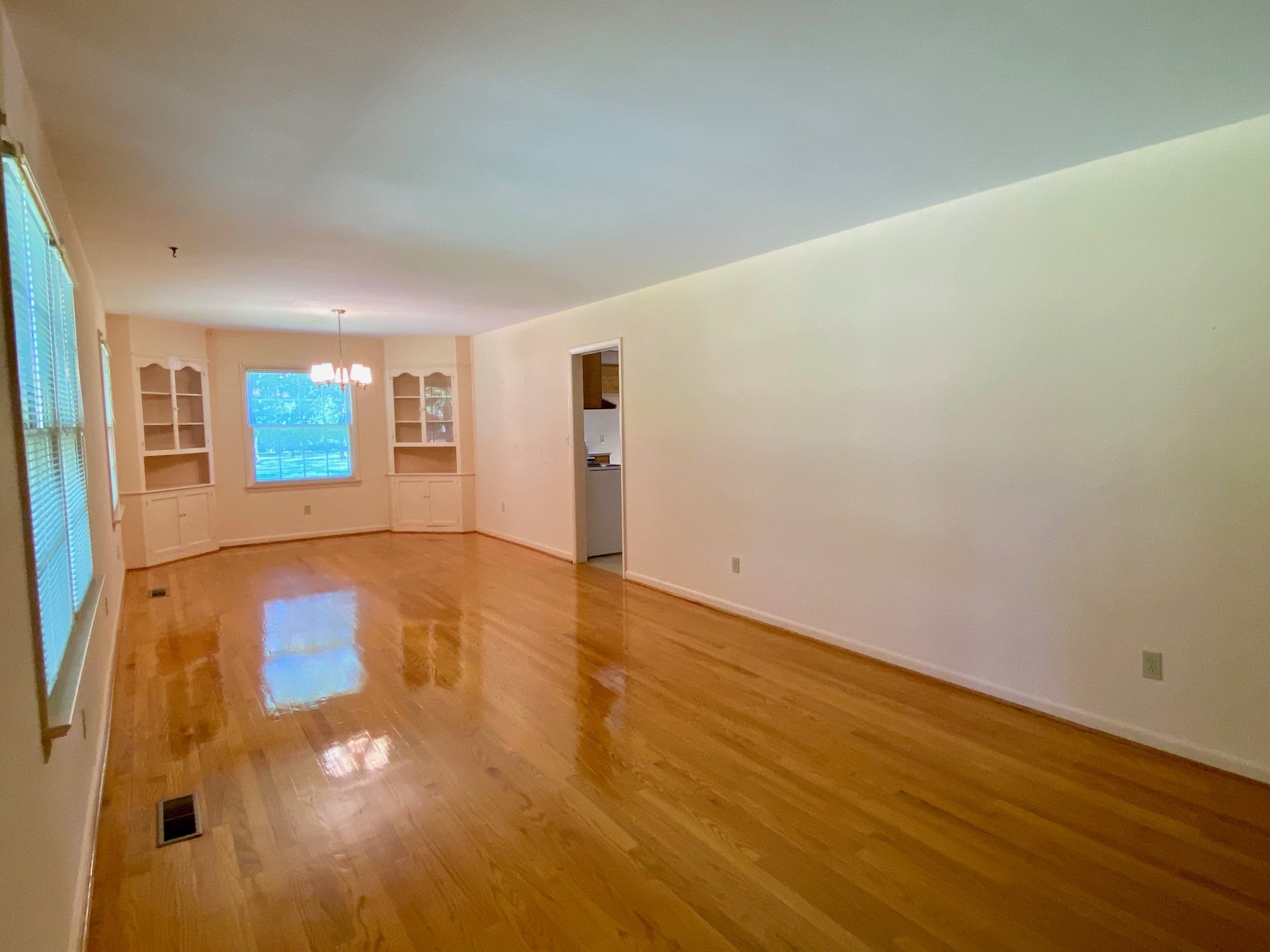 601 Marbury Rd Property Photo 8
