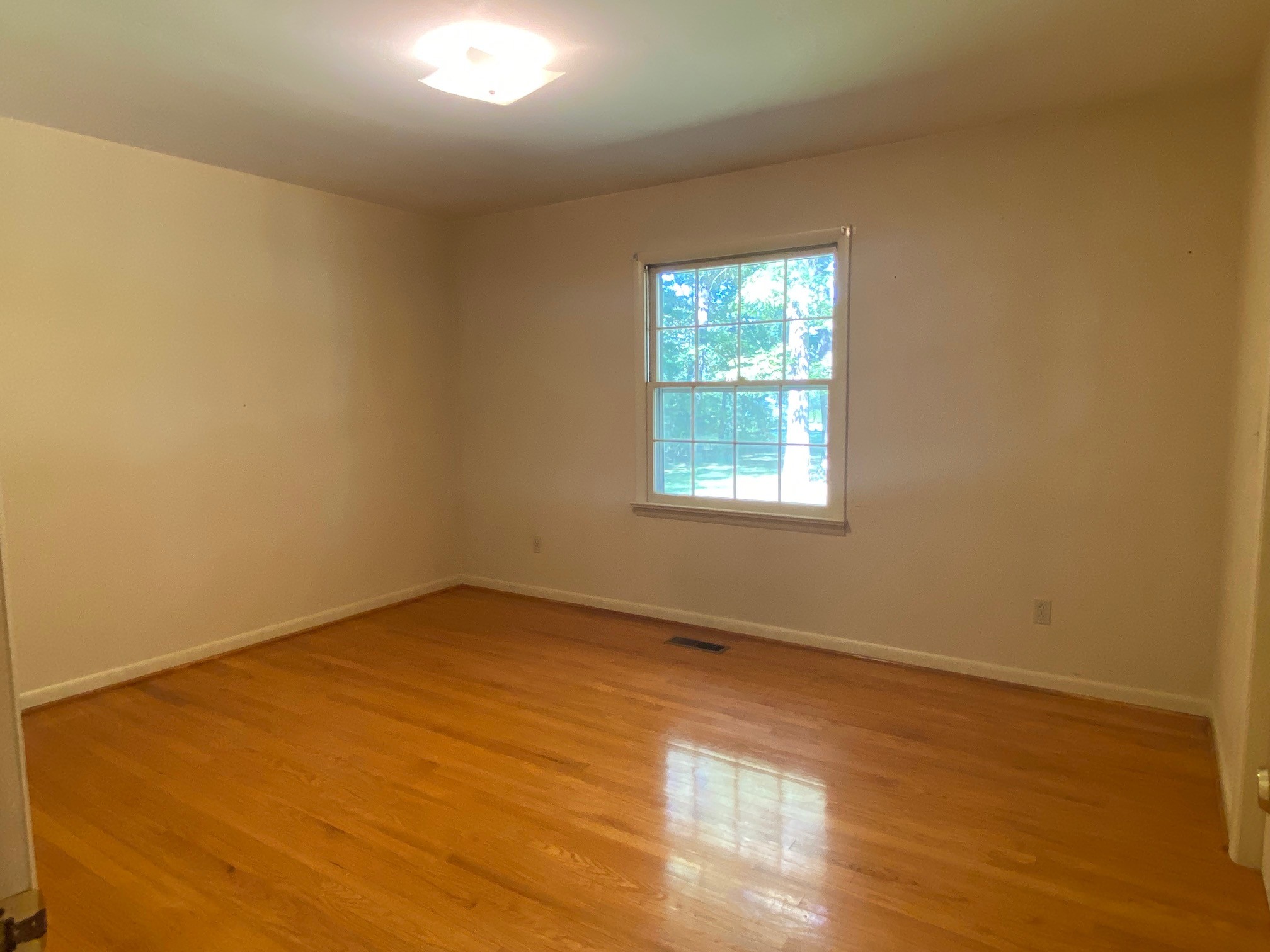 601 Marbury Rd Property Photo 17