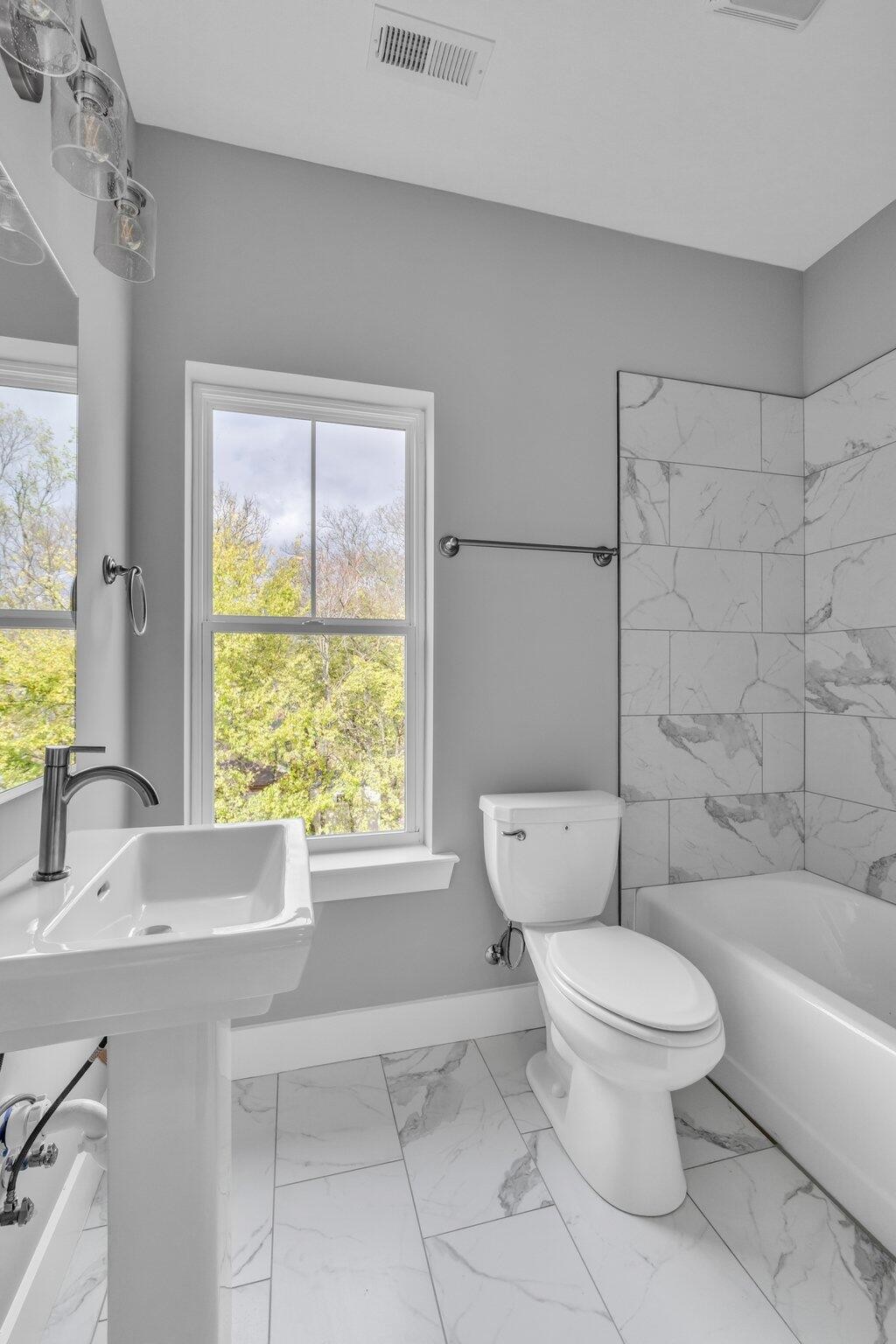 1587 Adams Street Property Photo 22