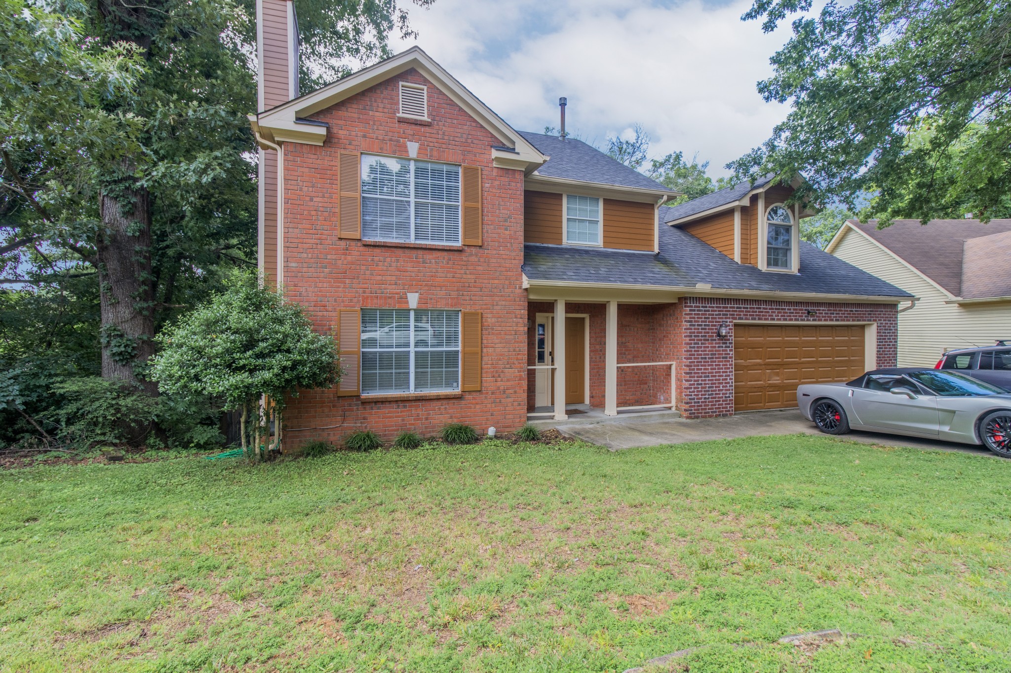 1148 White Mountain Ln Property Photo 2