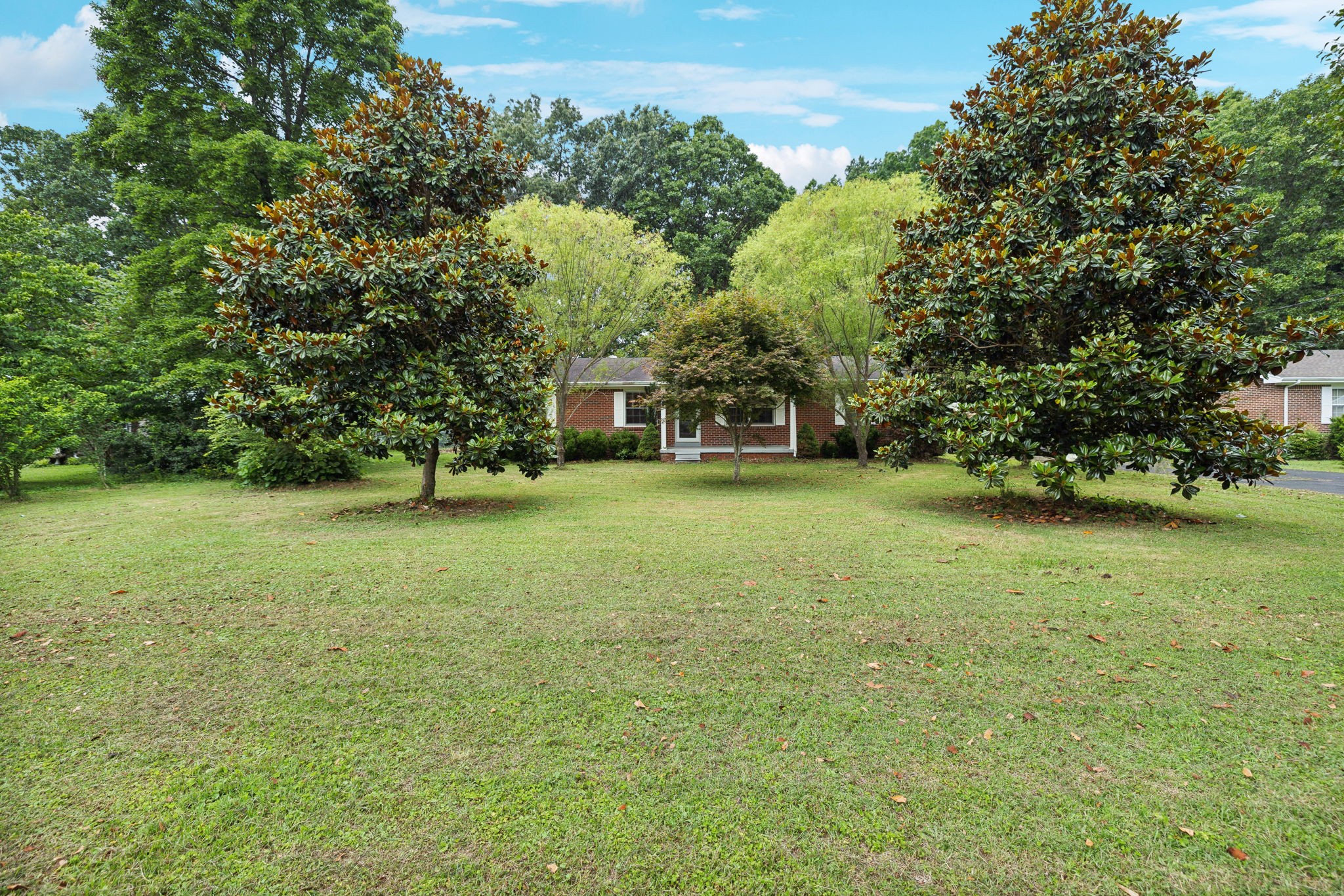 509 Crestwood Dr Property Photo 1