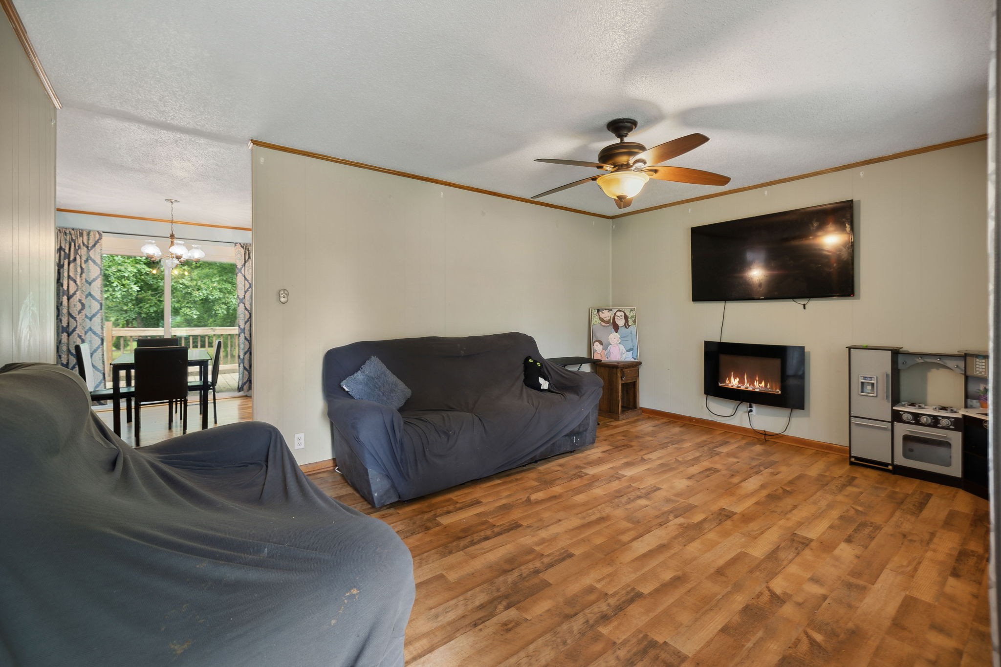 509 Crestwood Dr Property Photo 7