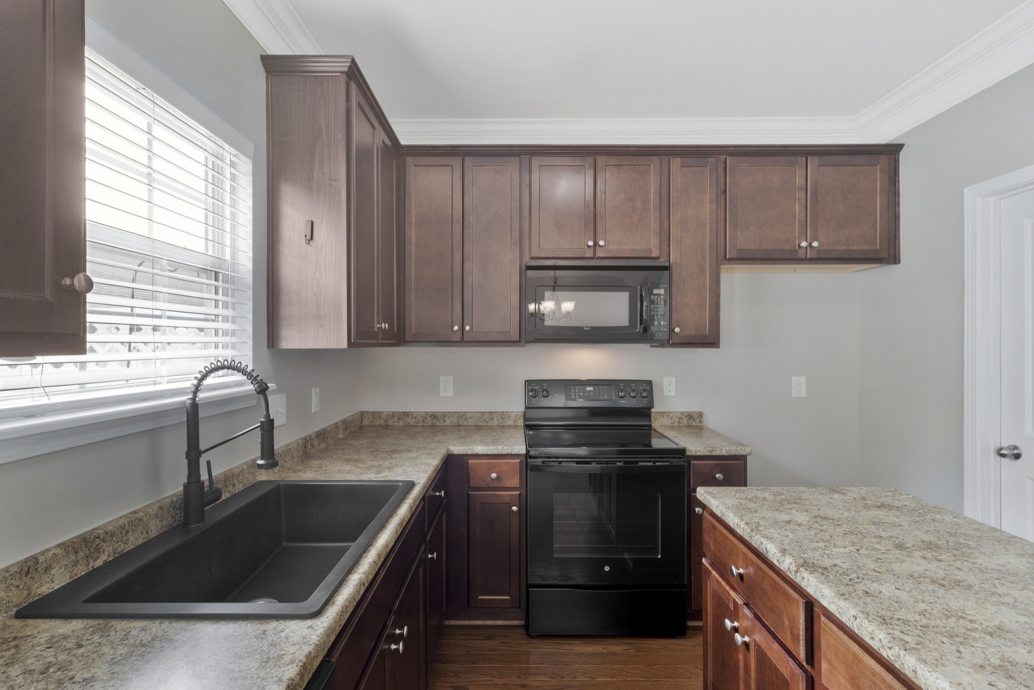 2025 Avery Park Dr Property Photo 12