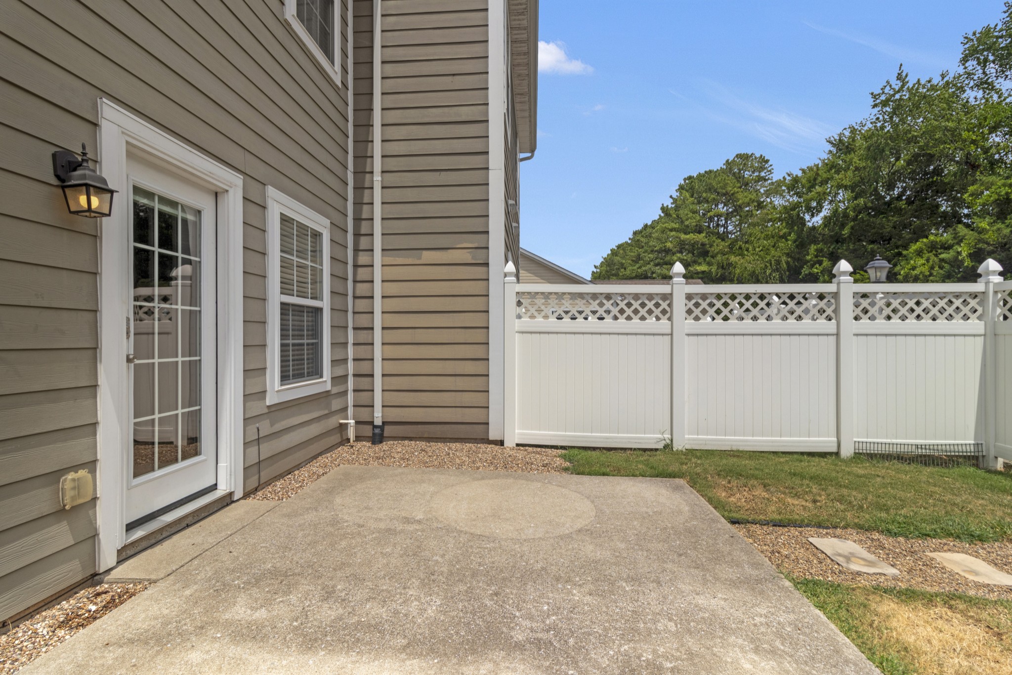 2025 Avery Park Dr Property Photo 28