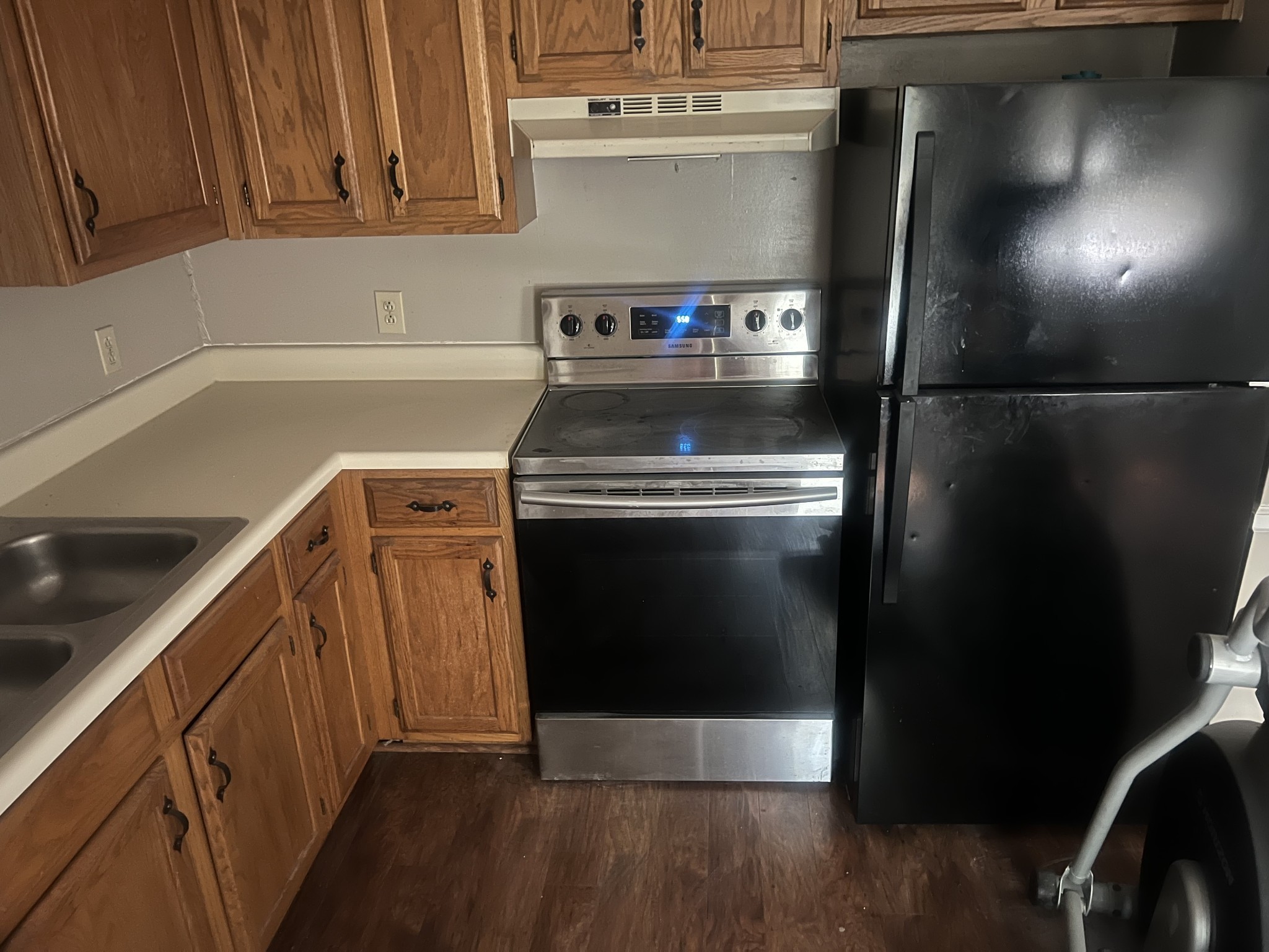 3251 Anderson Rd, Ne Property Photo 6