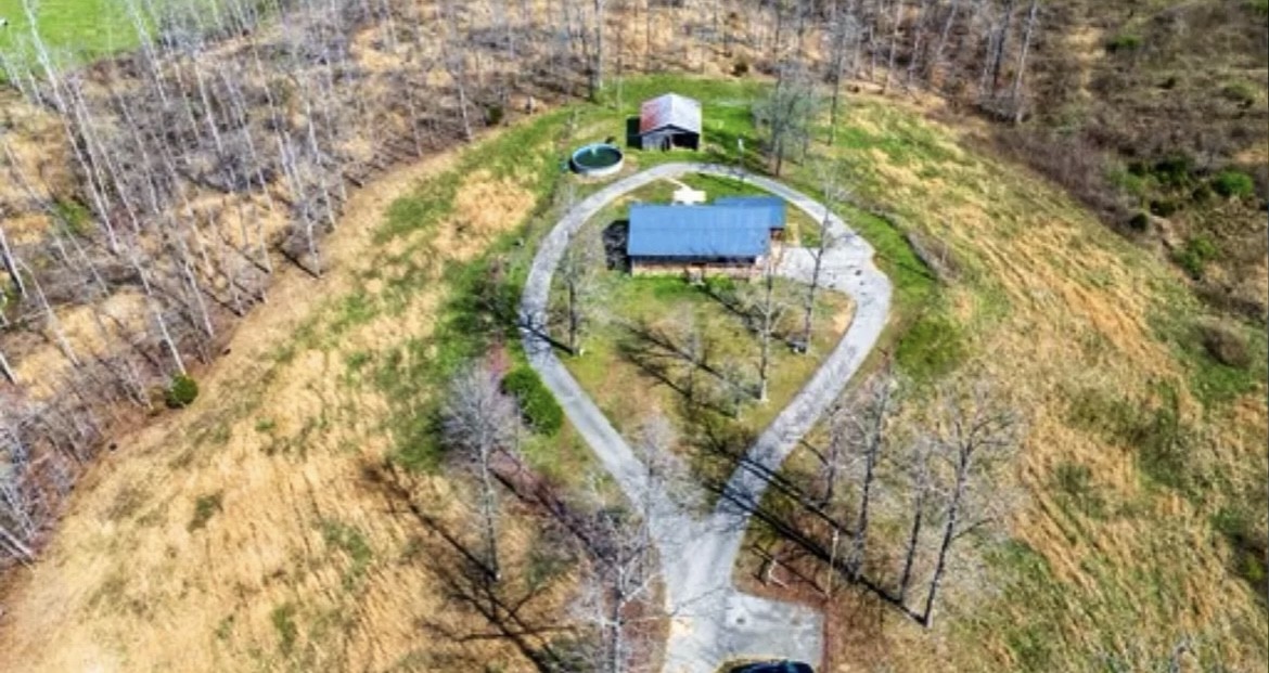 119 Kelleys Chapel Rd Property Photo 8