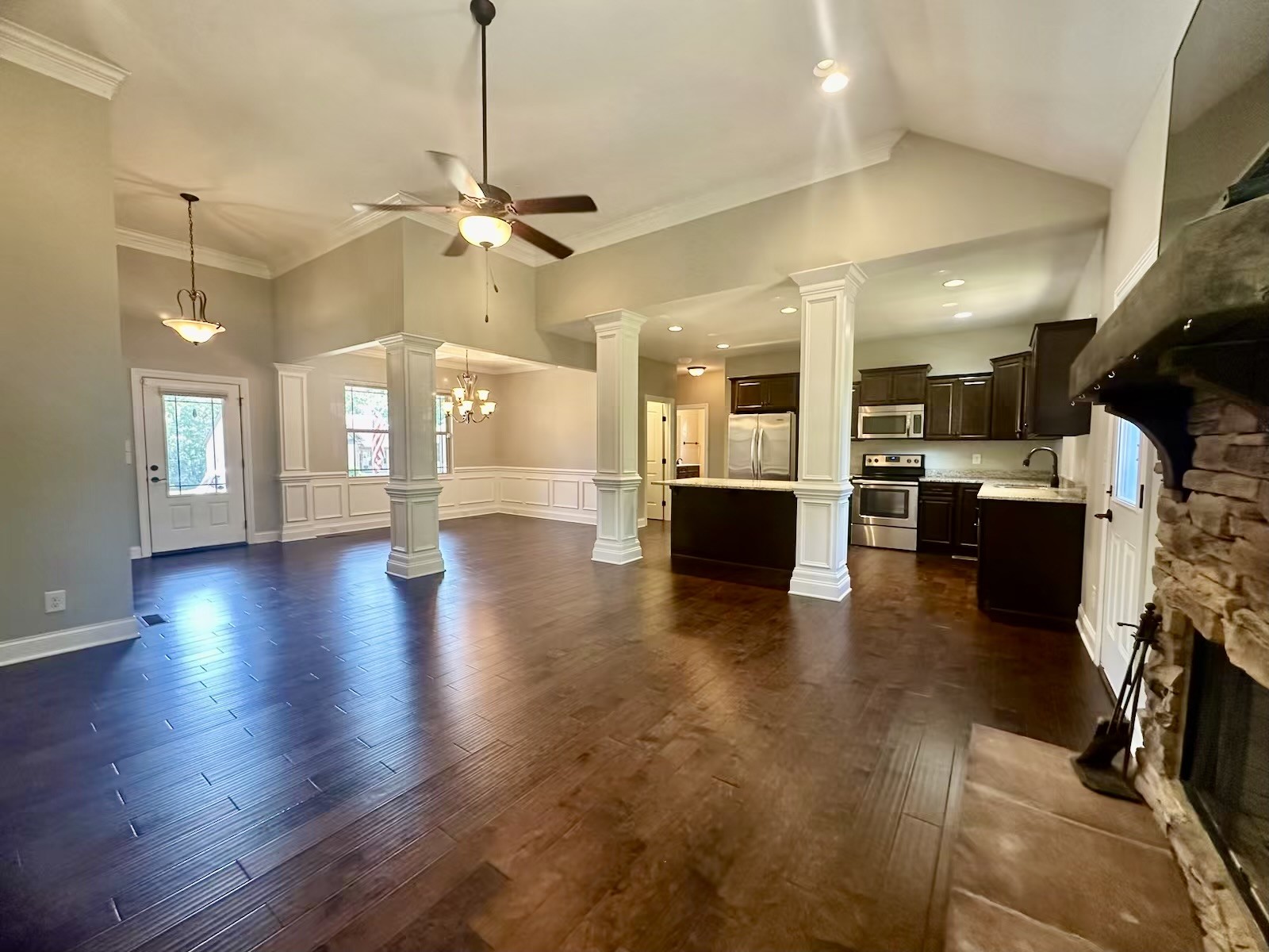 417 Zephyr Cv Property Photo 2