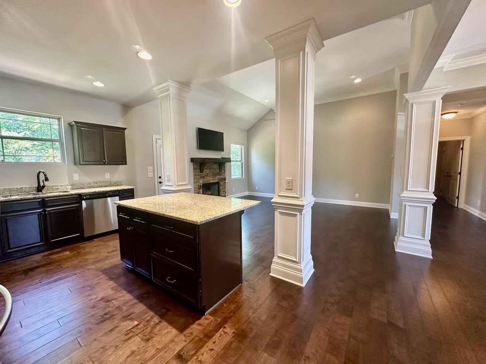417 Zephyr Cv Property Photo 19
