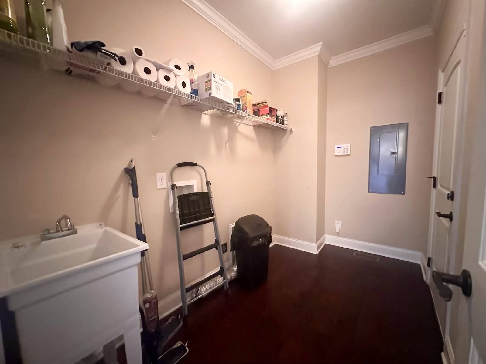 417 Zephyr Cv Property Photo 27