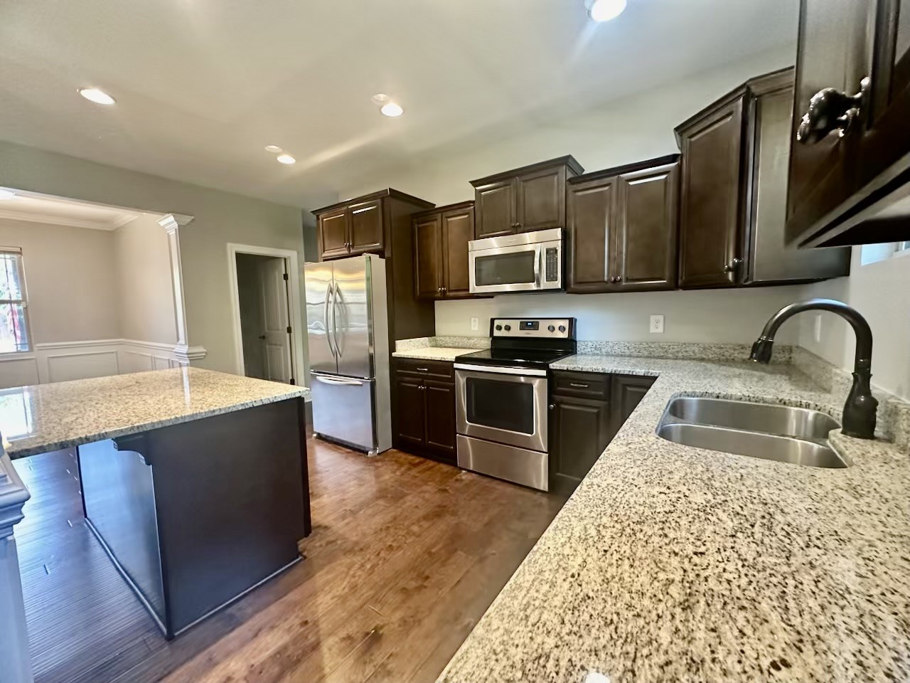 417 Zephyr Cv Property Photo 31