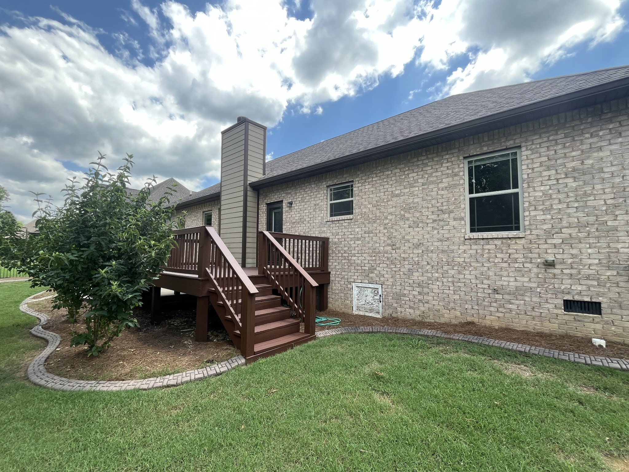 417 Zephyr Cv Property Photo 44