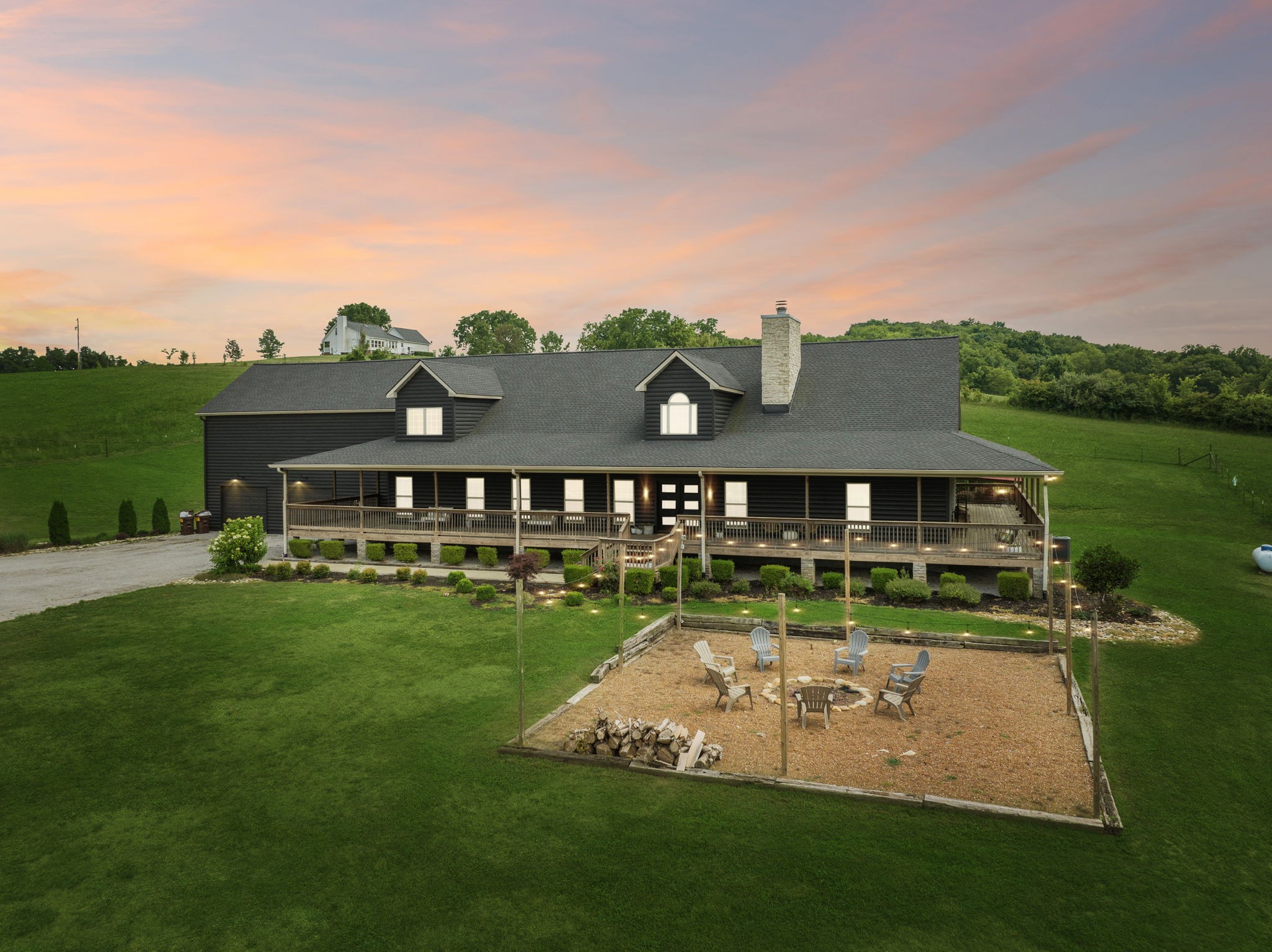 7988 Golf Club Rd Property Photo 1