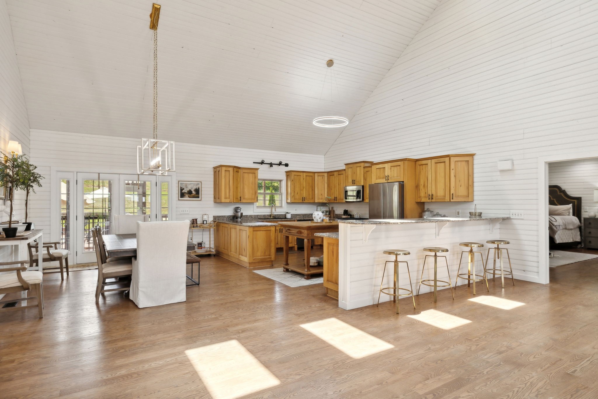 7988 Golf Club Rd Property Photo 10