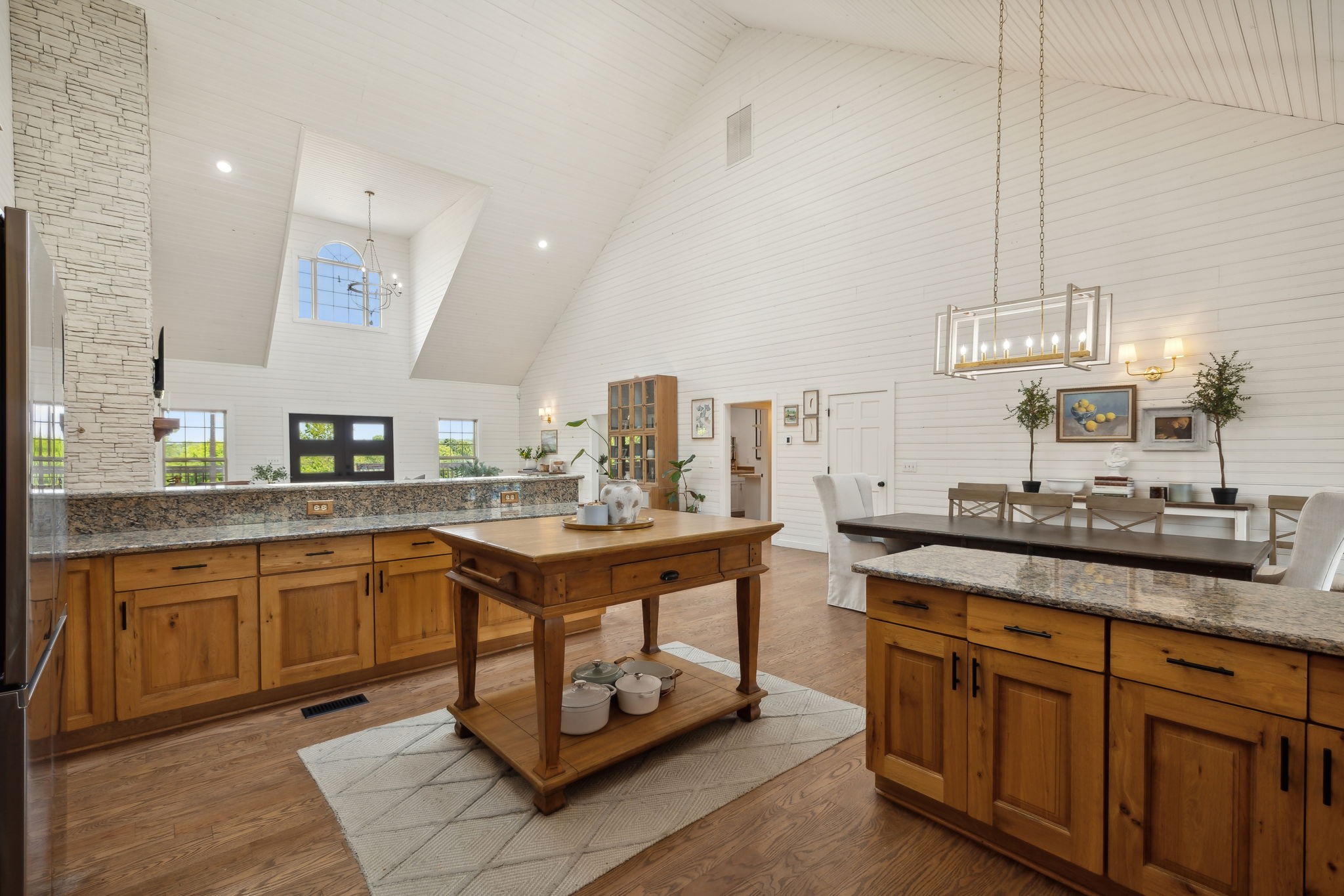 7988 Golf Club Rd Property Photo 13