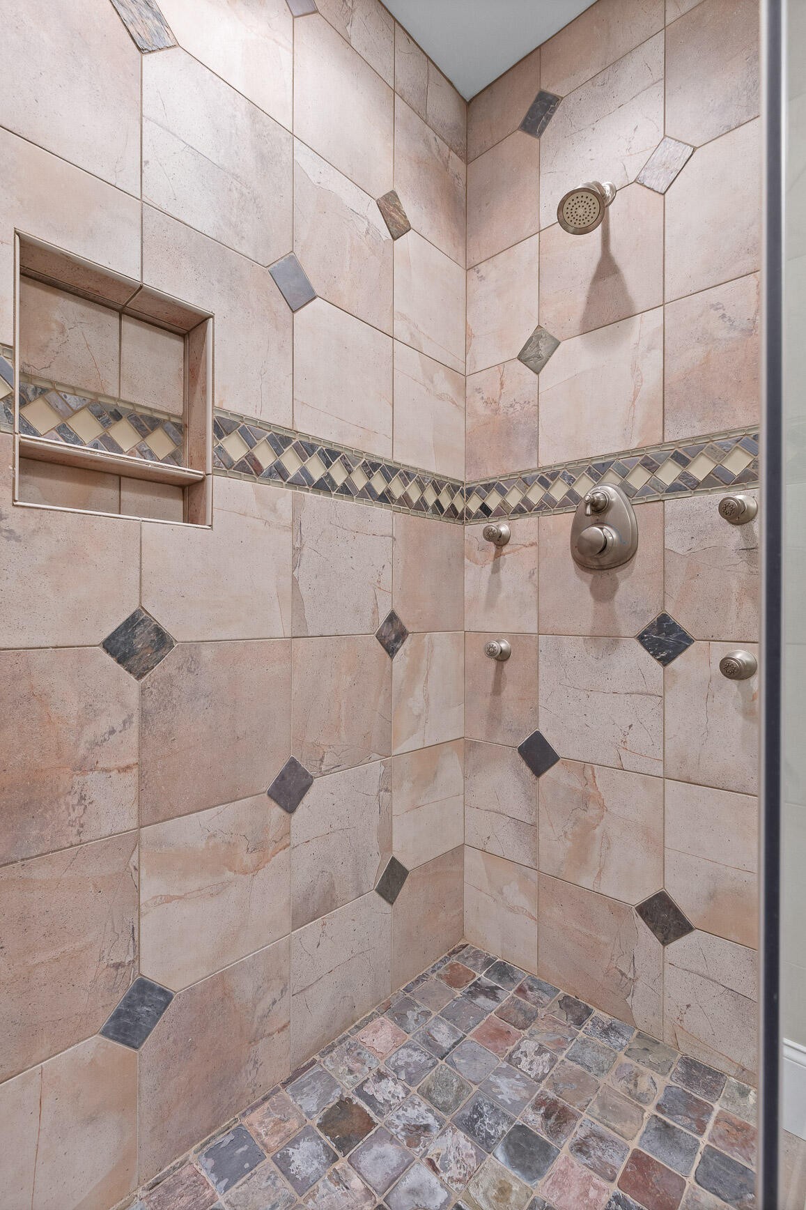 5 S Orchard Drive Property Photo 42