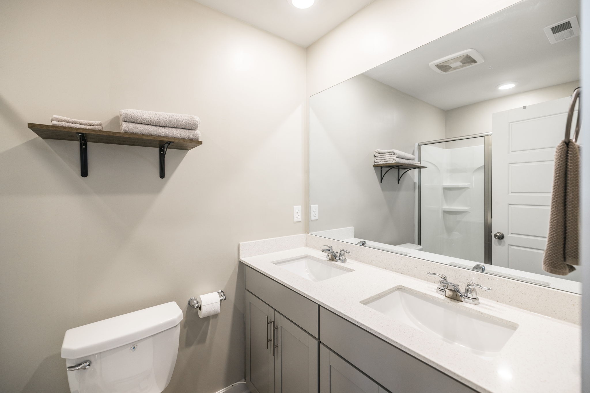 1730 Frodo Way Property Photo 38