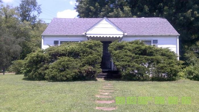 801 Gwynn Dr Property Photo 1