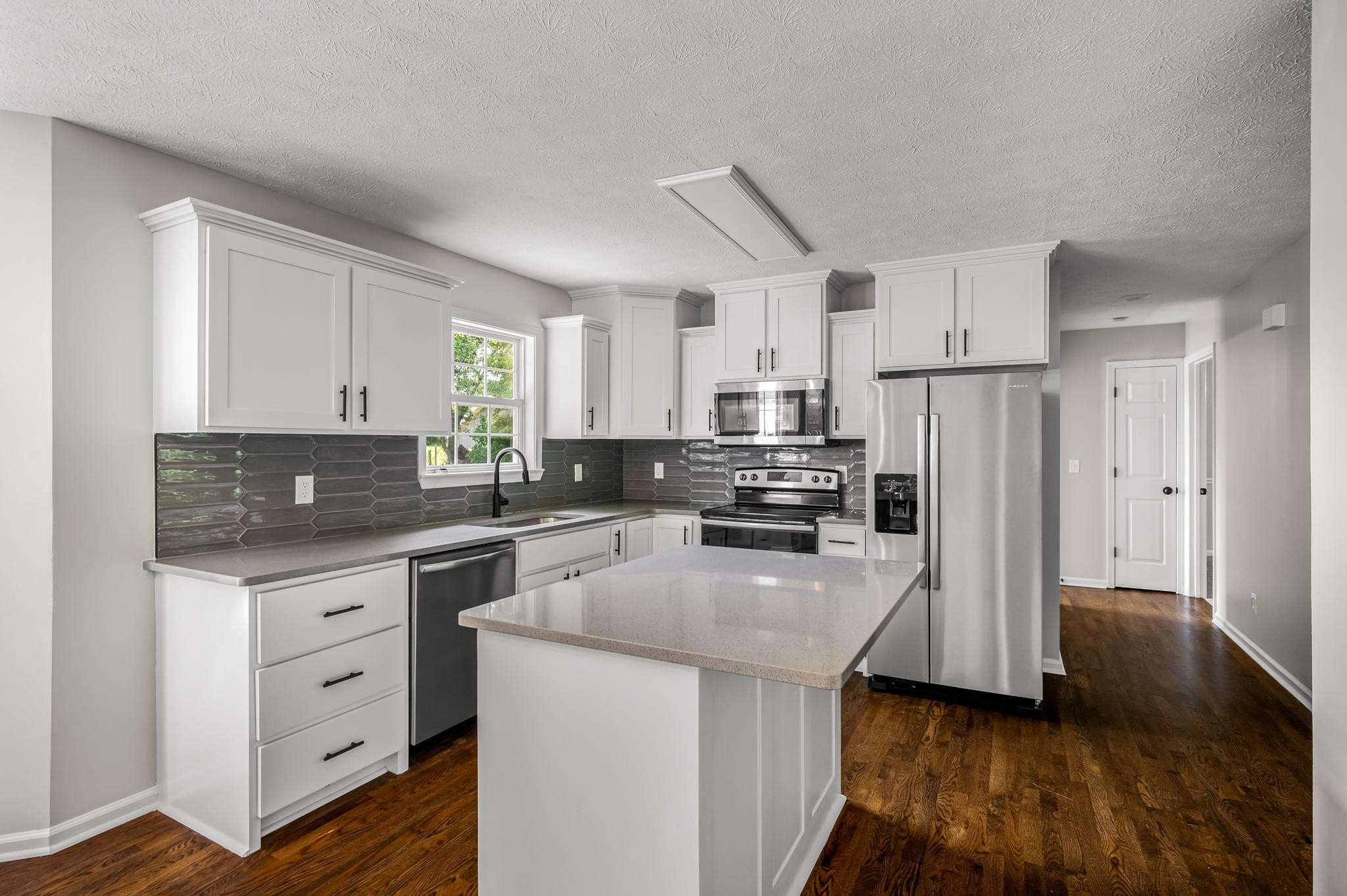 6623 Gum Station Rd Property Photo 2