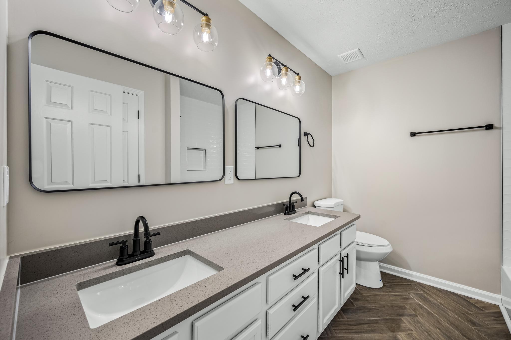 6623 Gum Station Rd Property Photo 7