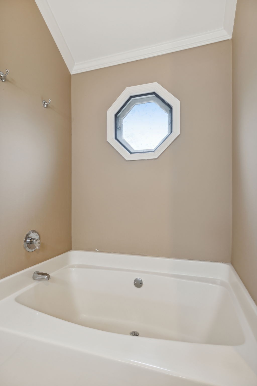 199 Clarendon Cir Property Photo 29