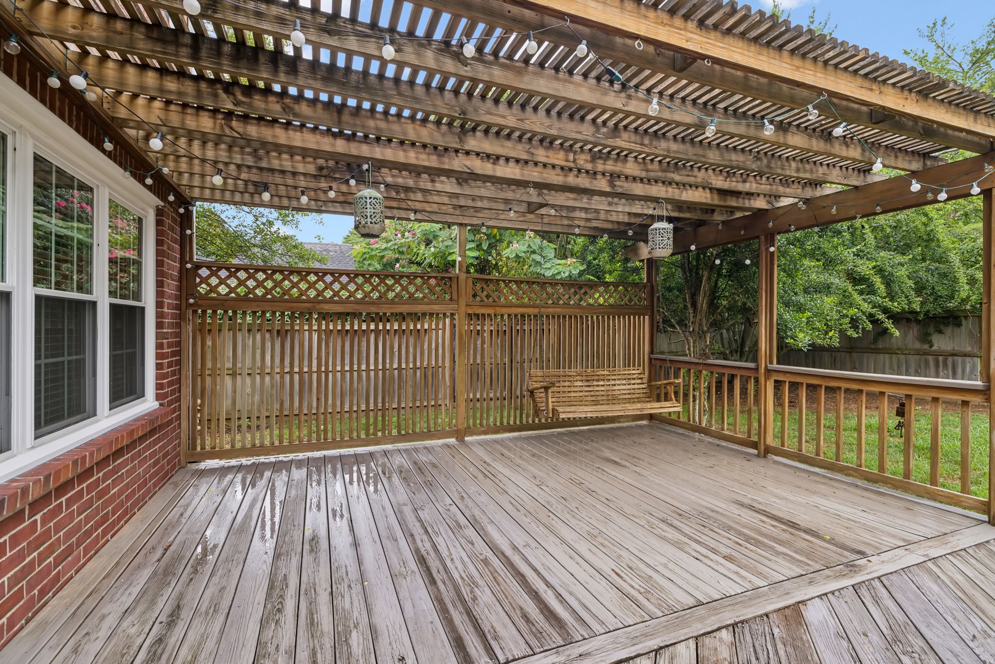 199 Clarendon Cir Property Photo 37
