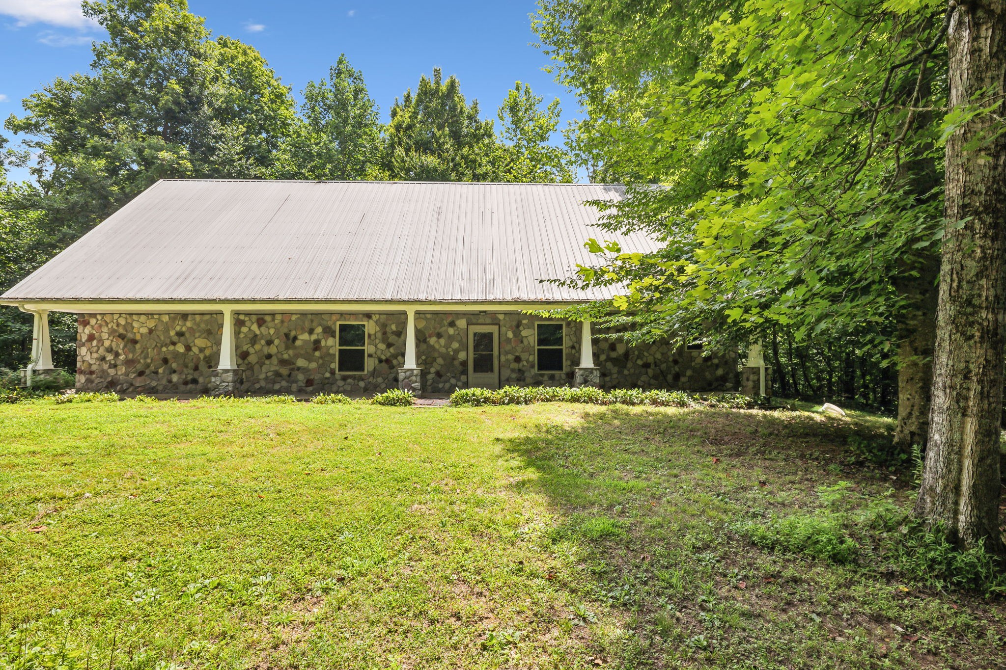 1987 Mosley Ferry Rd Property Photo 47