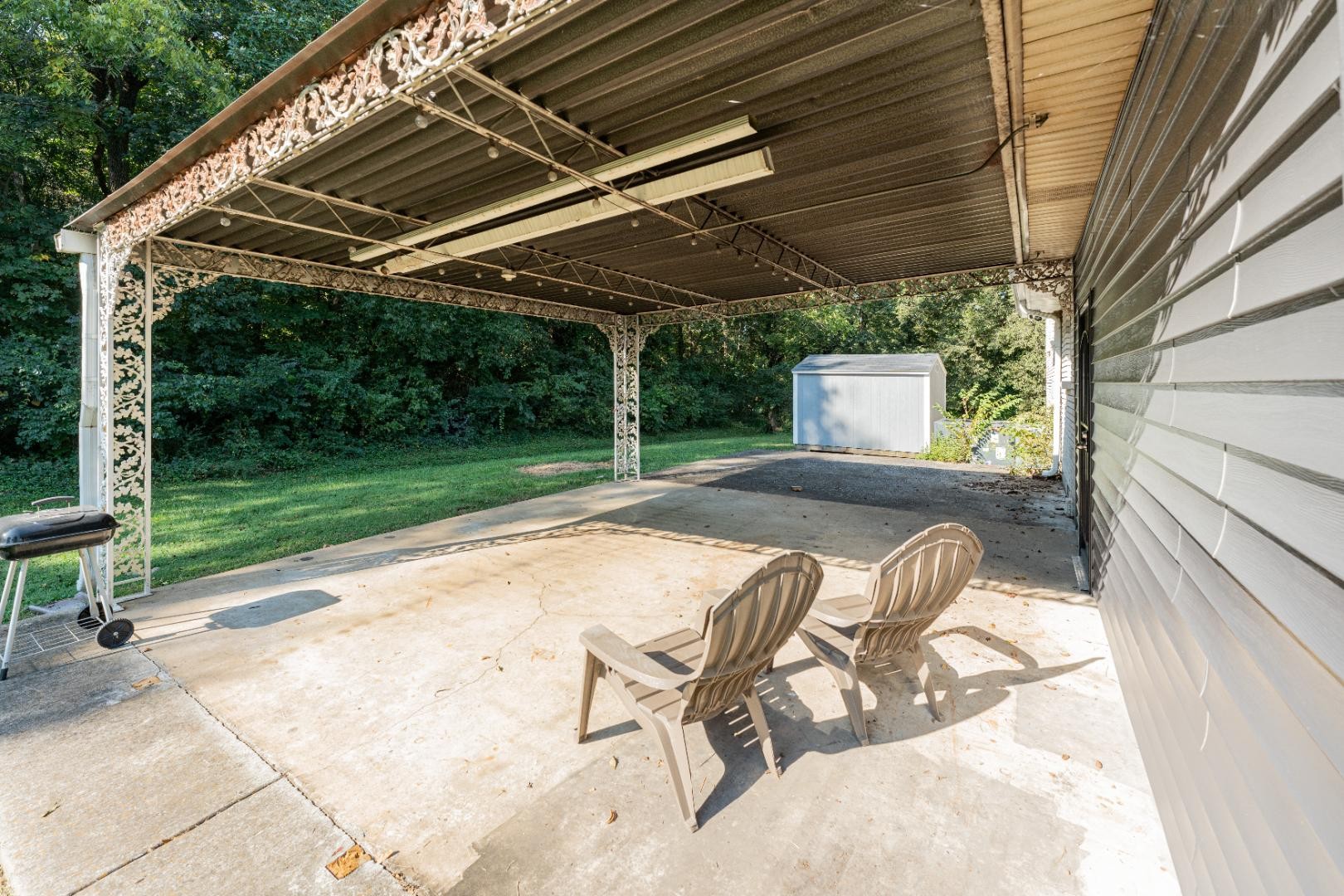 610 Glenpark Ct Property Photo 30