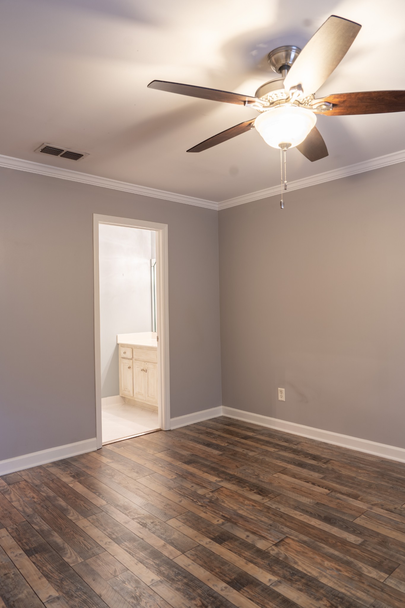 1802 Brentwood Pointe Property Photo 48