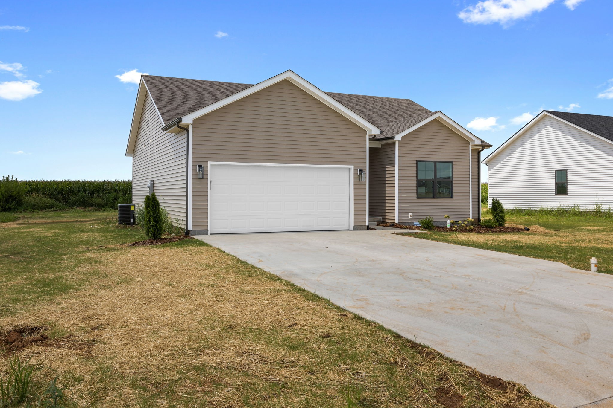 411 Victoria Way Property Photo 2