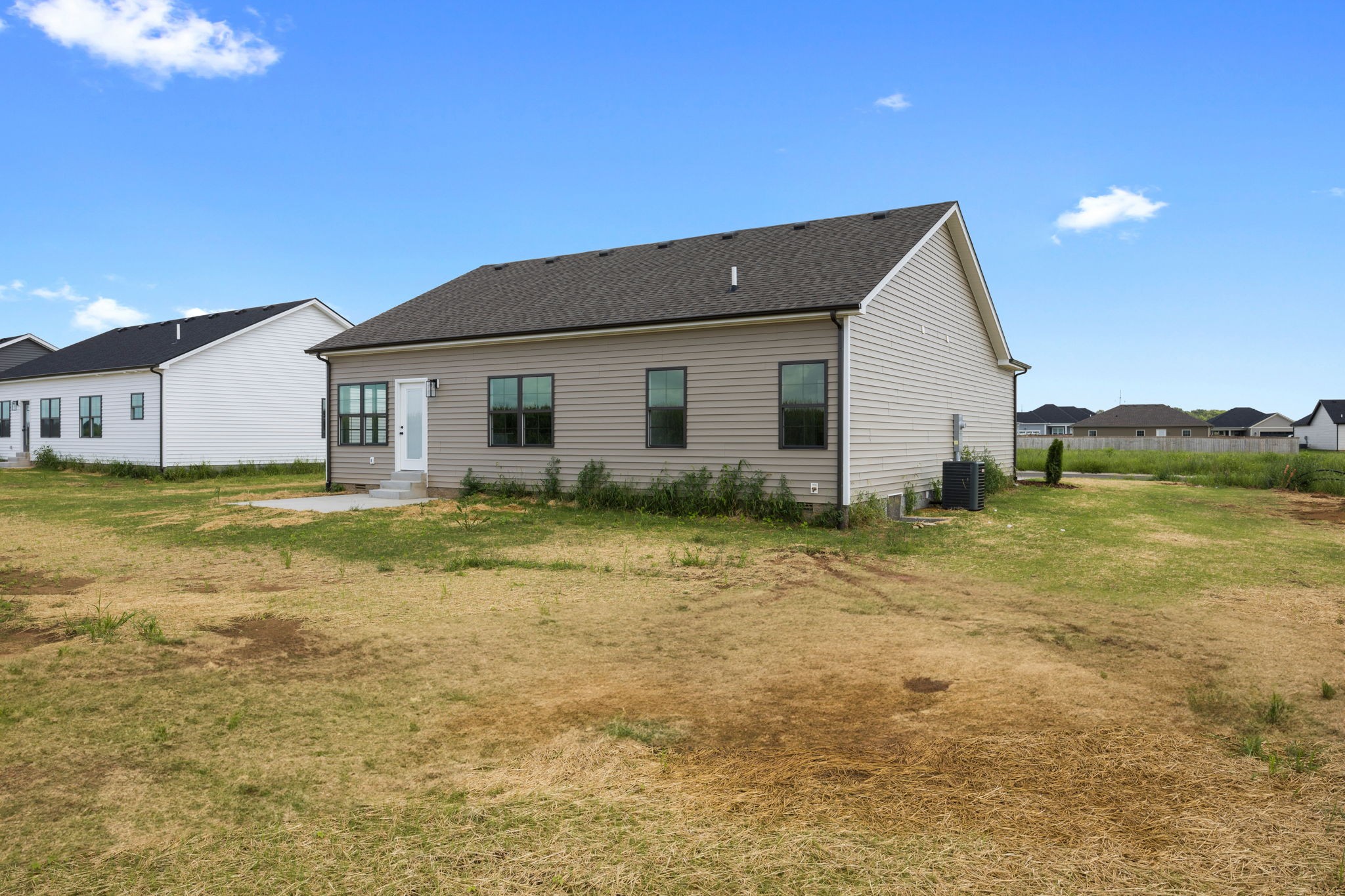 411 Victoria Way Property Photo 4