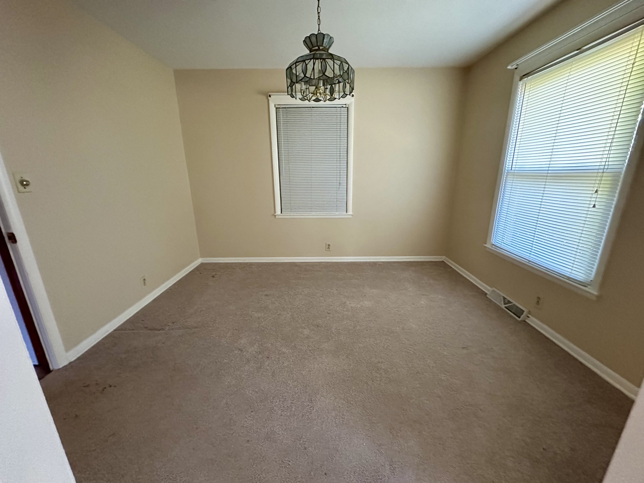 1716 Keller Ave Property Photo 5
