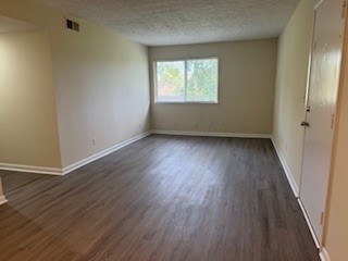 225 Clara Dr Property Photo 2