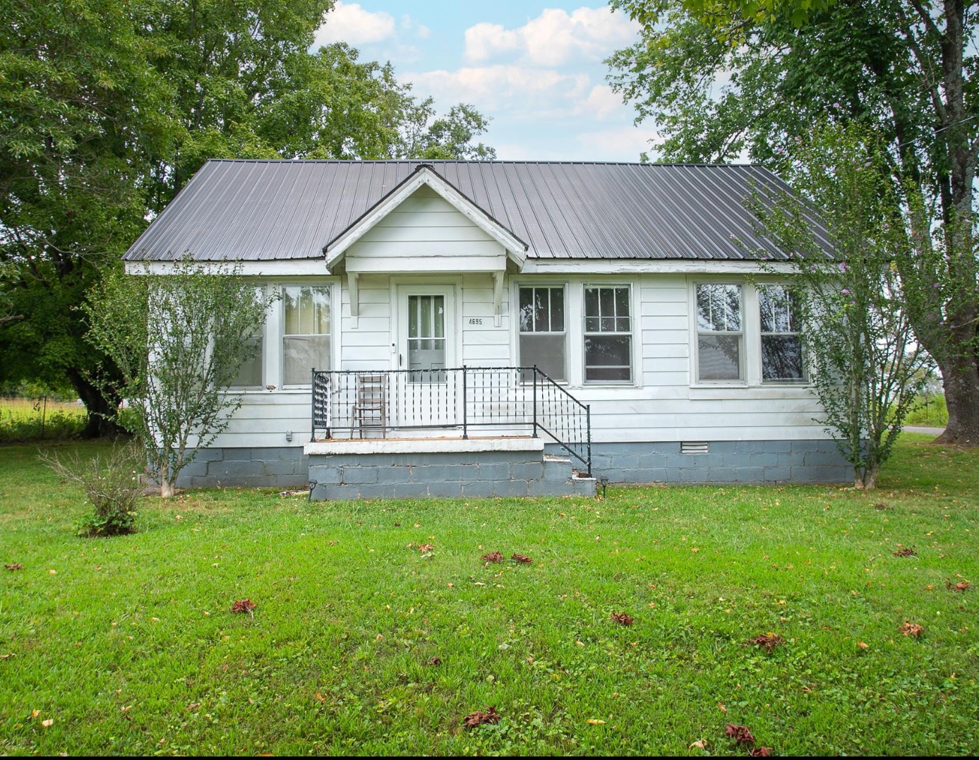 4695 Carthage Hwy Property Photo 4