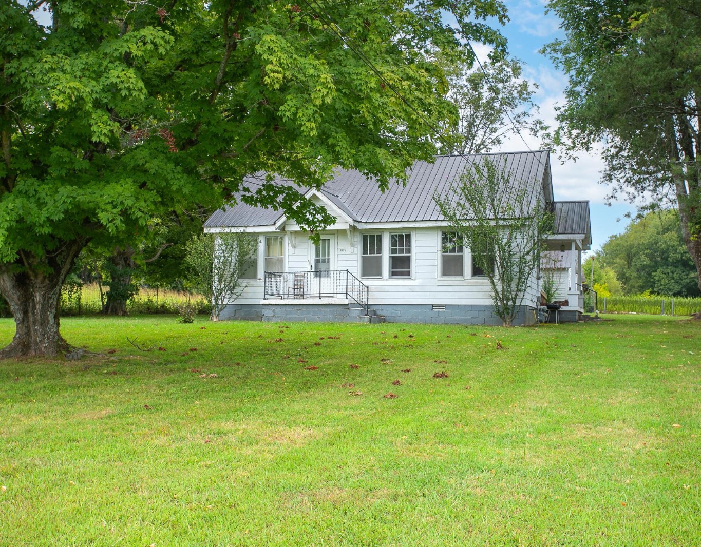 4695 Carthage Hwy Property Photo 7