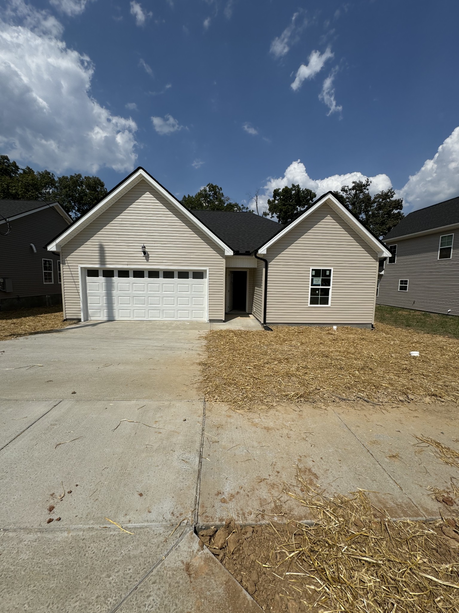 1249 Lakewalk Dr Property Photo 1