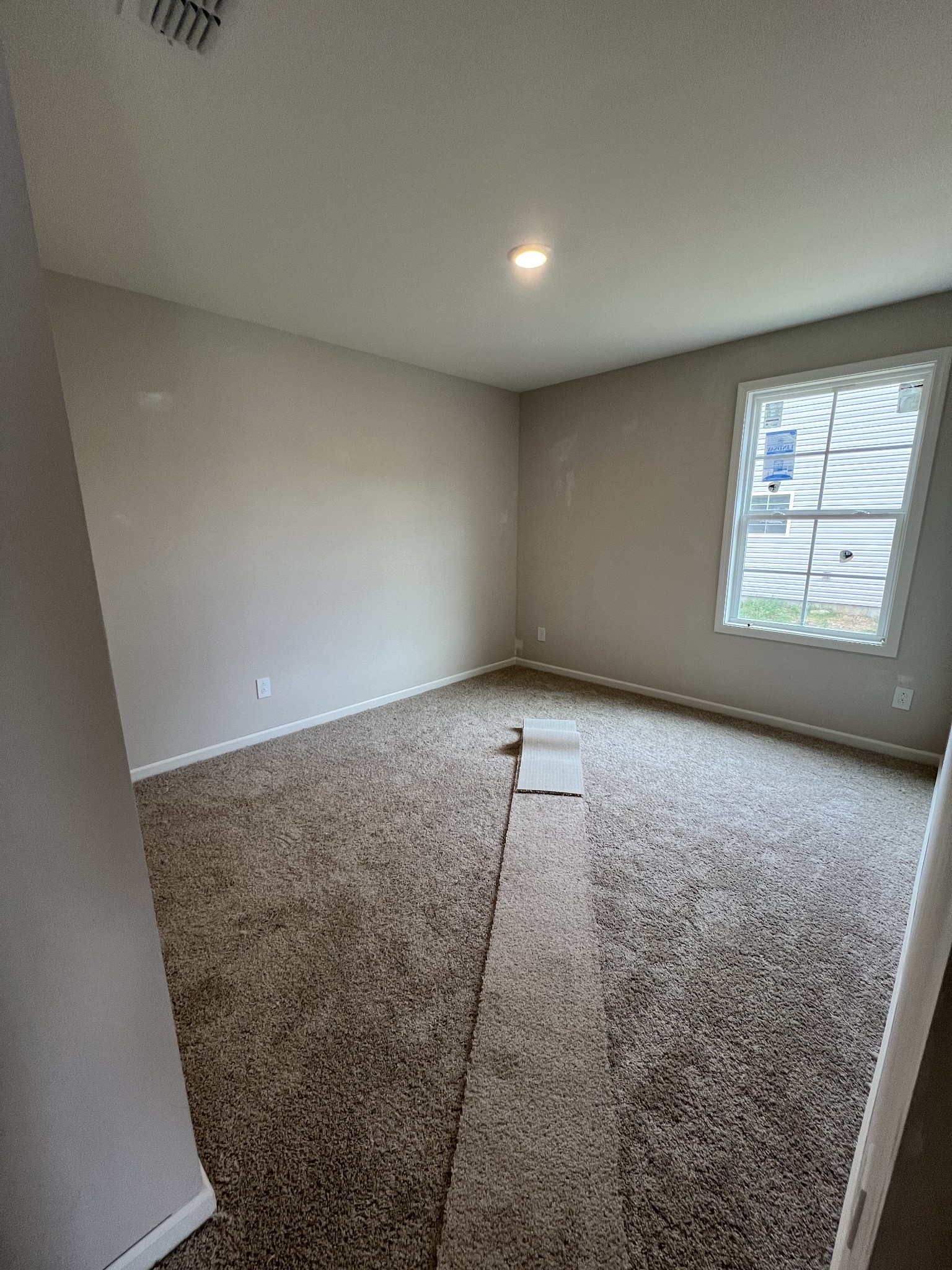 1249 Lakewalk Dr Property Photo 8