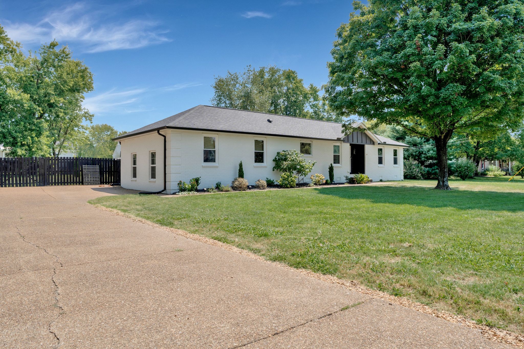 2808 Windy Way Property Photo 3